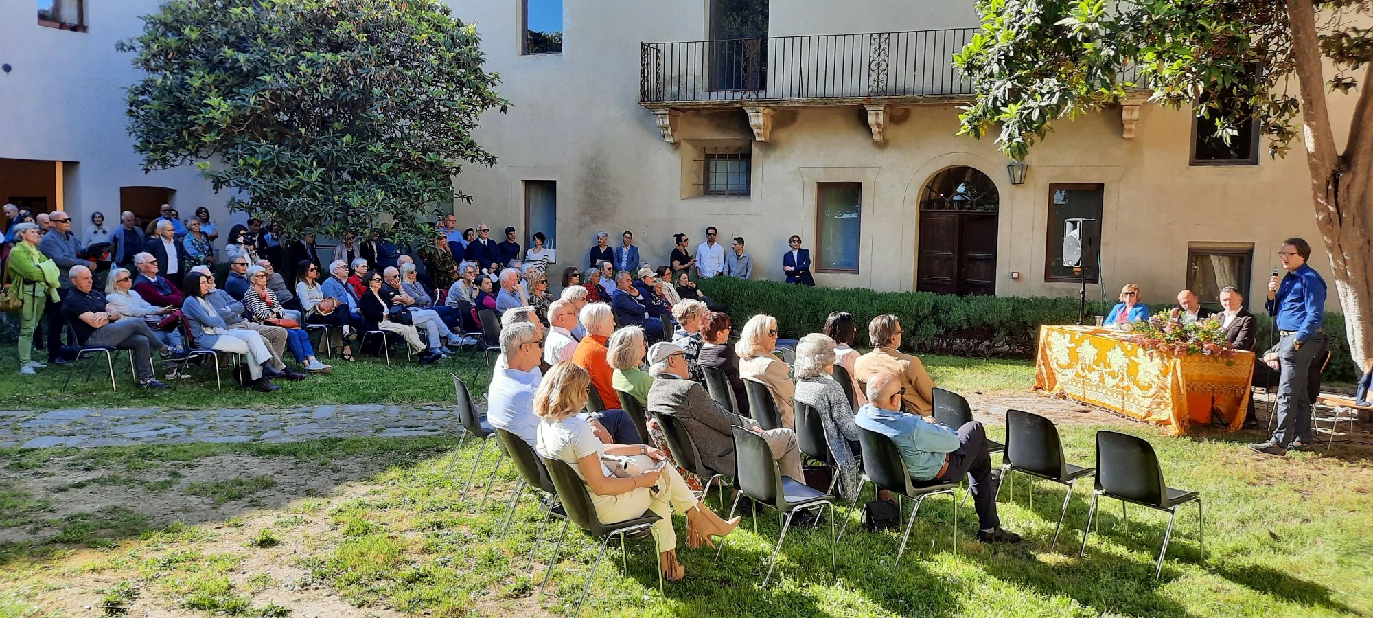 Immagine di pienza giardino piccioni_3